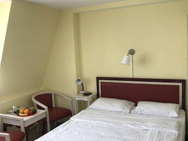 Pensione Gasthaus 210