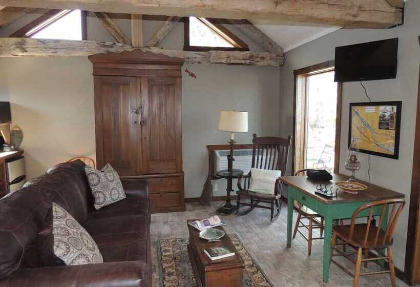 Pinckney Bend Bed & Breakfast