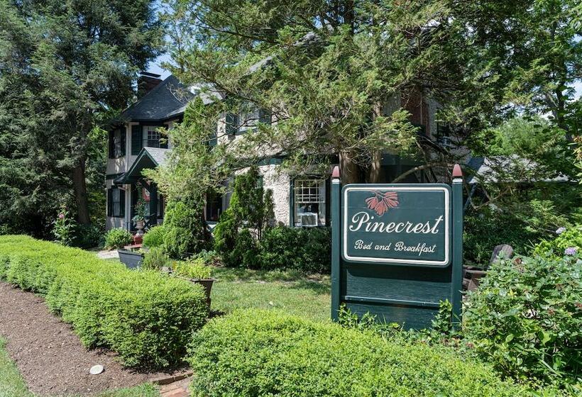 Pinecrest Bed & Breakfast