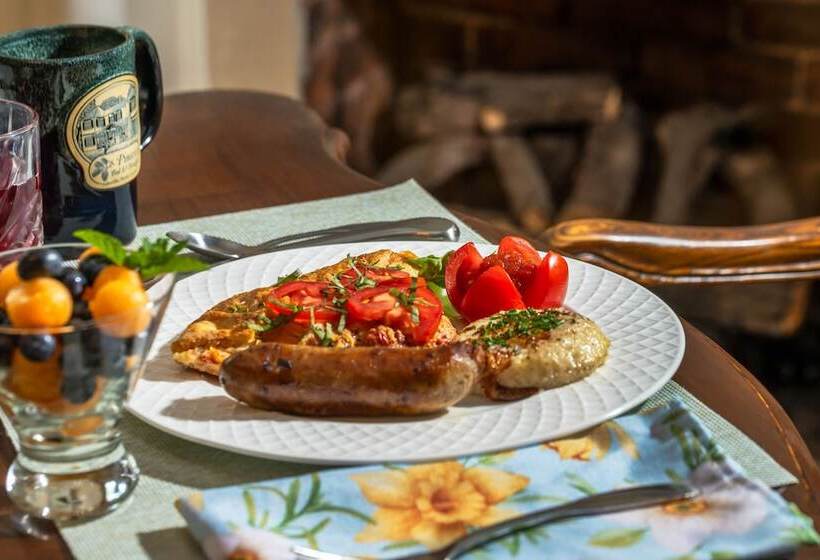 Pinecrest Bed & Breakfast