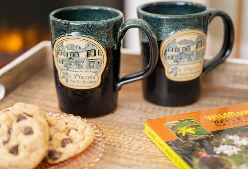 Pinecrest Bed & Breakfast