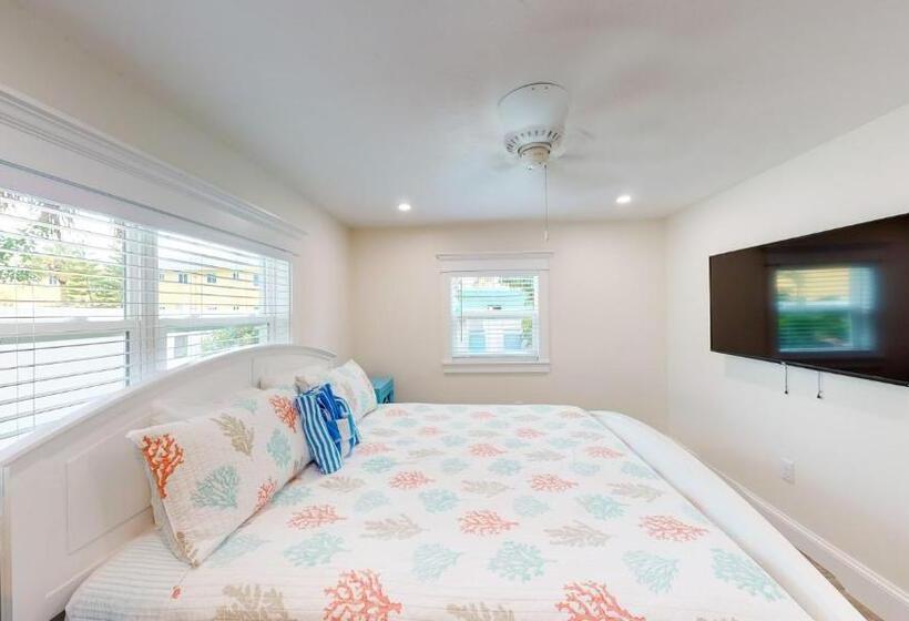 Seabreeze At Anna Maria Island Inn