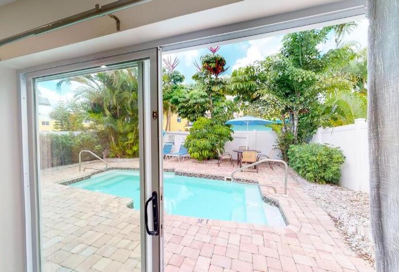 Seabreeze At Anna Maria Island Inn