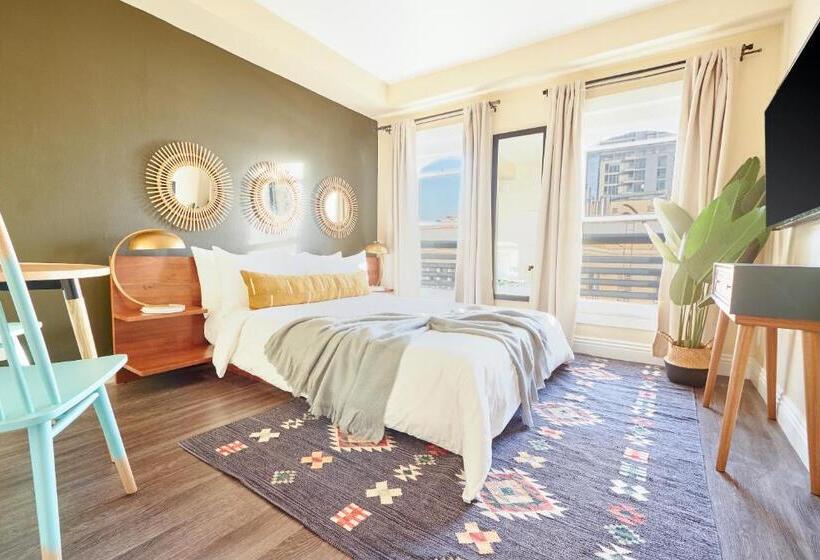 Kasa Gaslamp Quarter San Diego