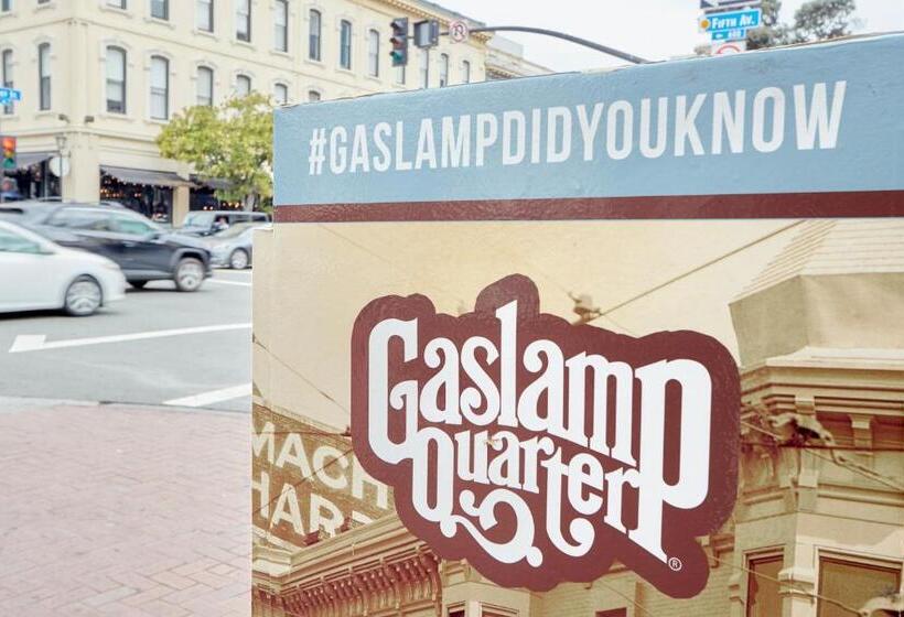 Kasa Gaslamp Quarter San Diego