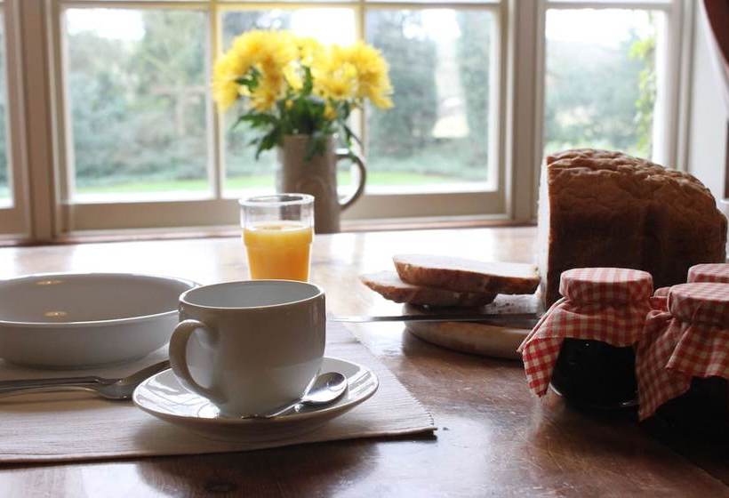 The Old Vicarage Country House Bed And Breakfast