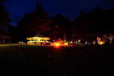 هاستل Camp Meeting Point