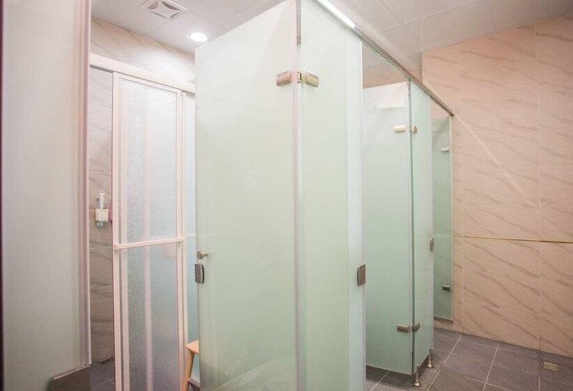 Douzi Stay Near Metro   Hostel