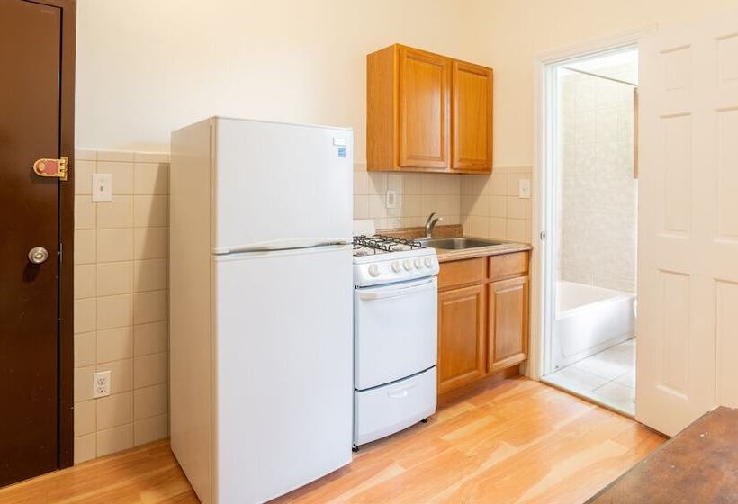 هاستل Reservation Resources   360