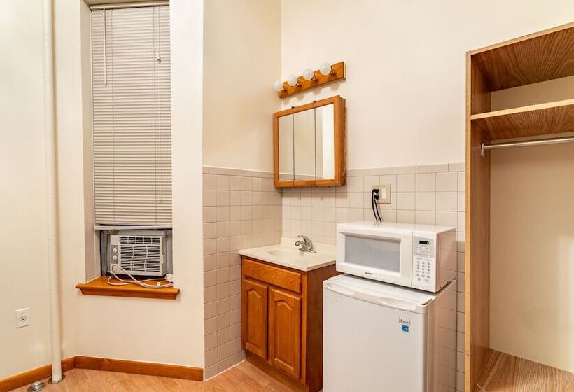 هاستل Reservation Resources   360