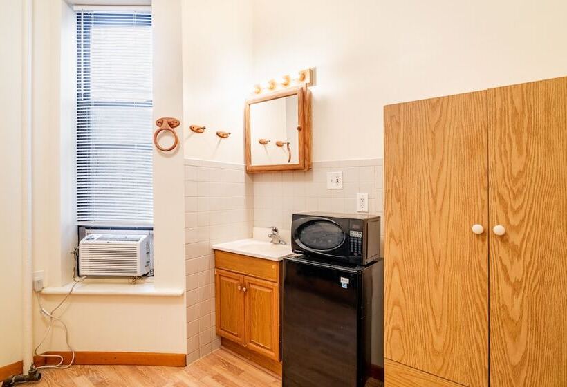 هاستل Reservation Resources   360