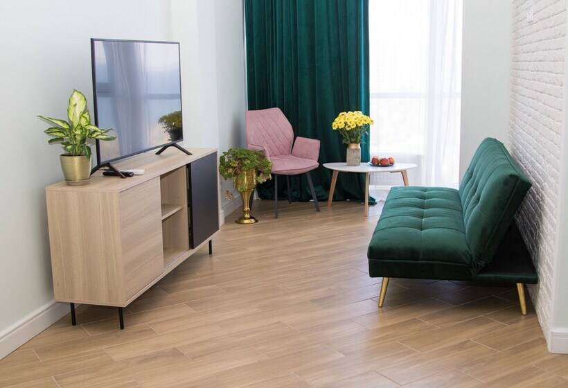 Apartment Greenwood Near Sea