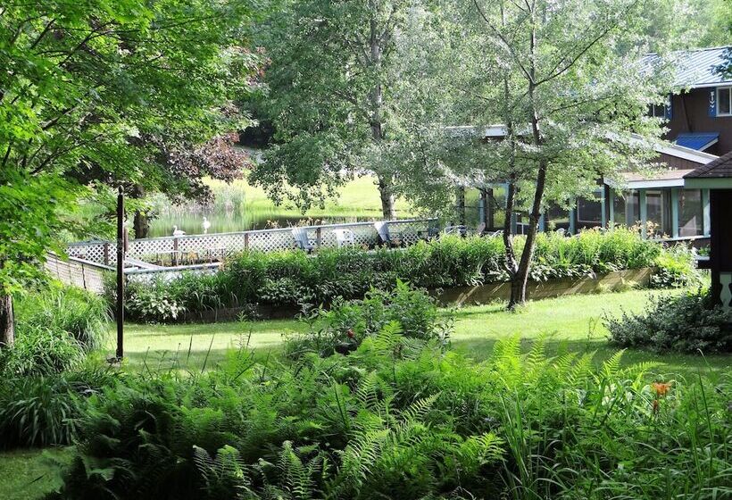 مبيت وإفطار Blue Gentian Lodge At Magic Mountain