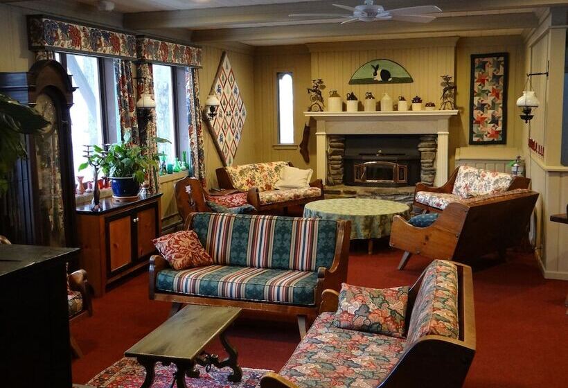 צימר Blue Gentian Lodge At Magic Mountain