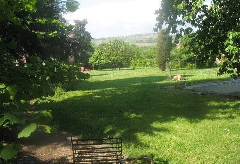 مبيت وإفطار Chambres D'hôtes Chantoiseau