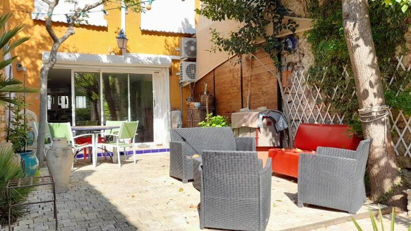 مبيت وإفطار Le Jardin