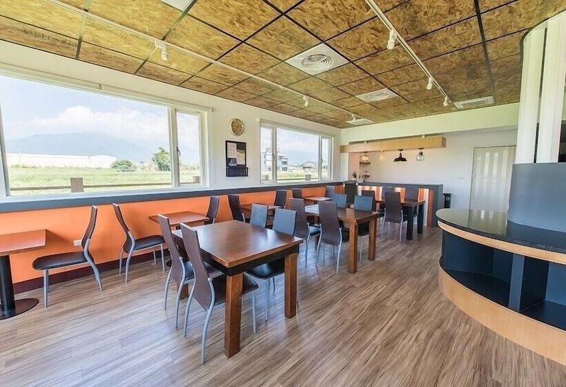 تختخواب و صبحانه Lemuel House