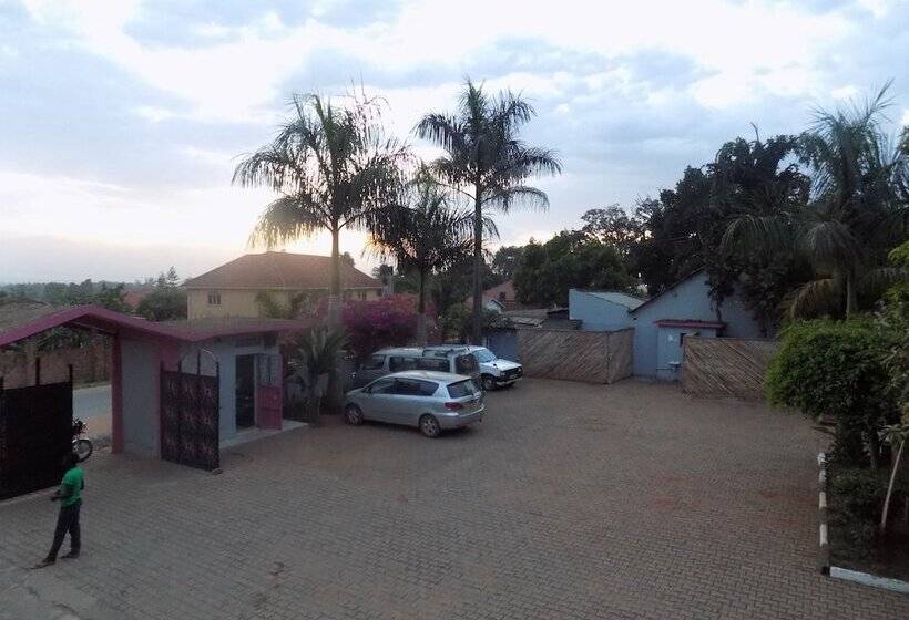 تختخواب و صبحانه R & R Gardens