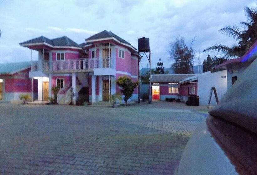 تختخواب و صبحانه R & R Gardens