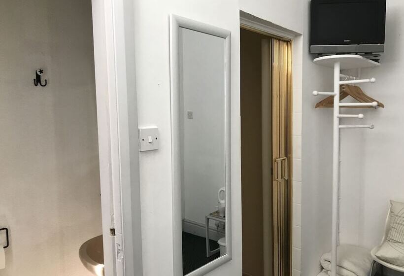 Bed and Breakfast Victoria Lodge