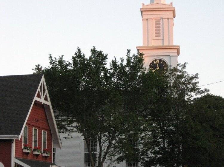 Captain David Kelley House Bed & Breakfast