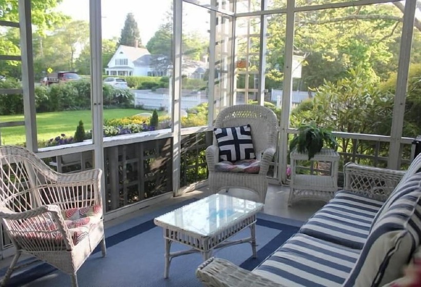 Captain David Kelley House Bed & Breakfast