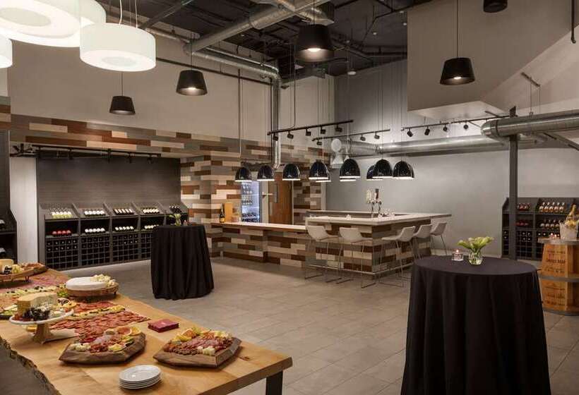 Carte Hotel San Diego Downtown, Curio Collection By Hilton