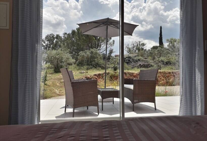 Chambres D Hotes, B&b Climatisees La Borrellienne