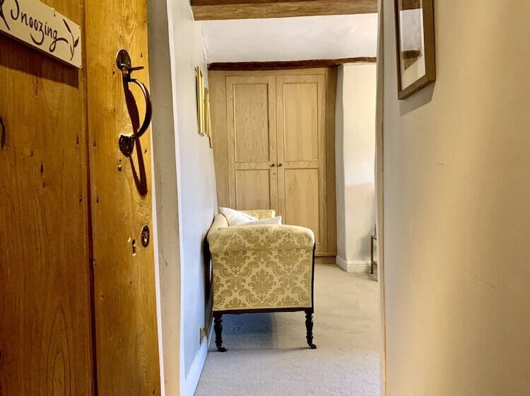 Forthay Bed And Breakfast