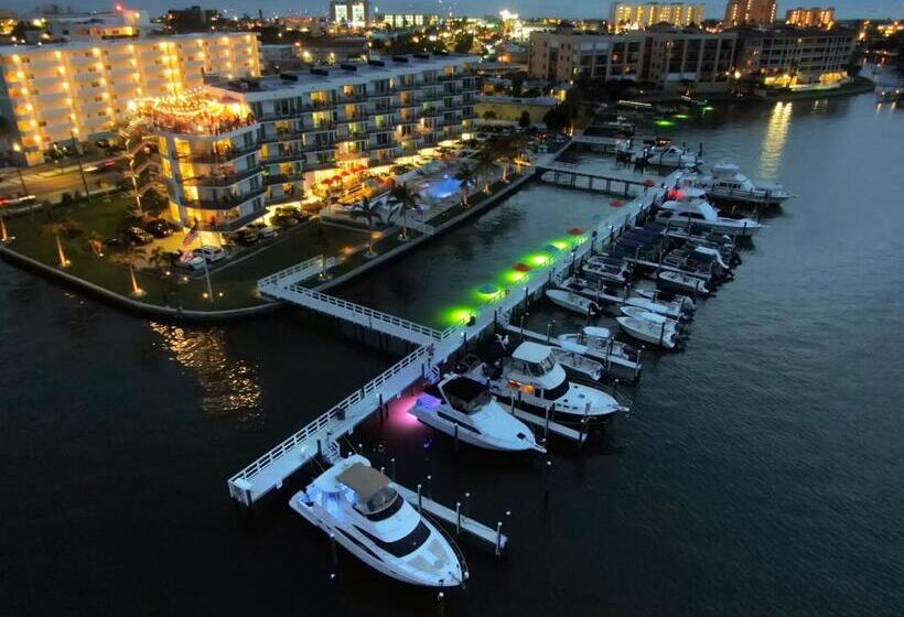 Fusion Resort Waterfront Suites