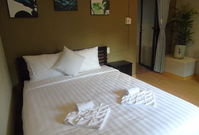 Hoi An Farm Village   Hostel