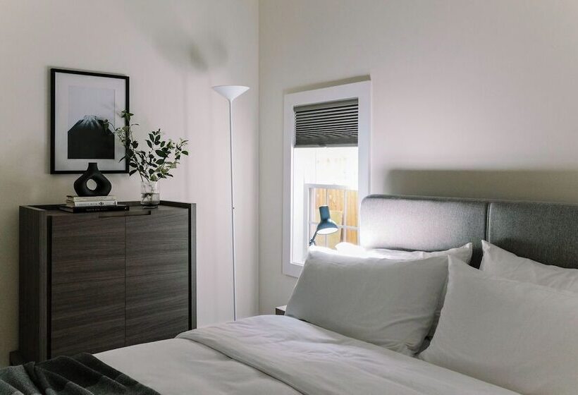 فندق فئة نجمة واحدة The Roundtree, Amagansett