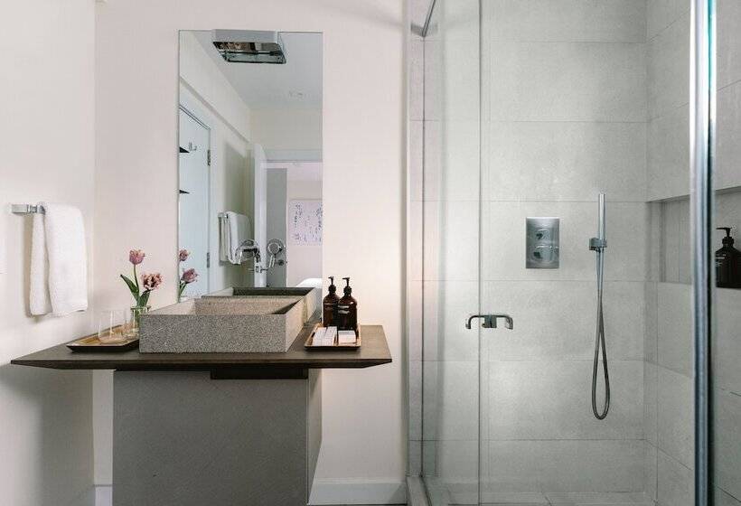 فندق فئة نجمة واحدة The Roundtree, Amagansett