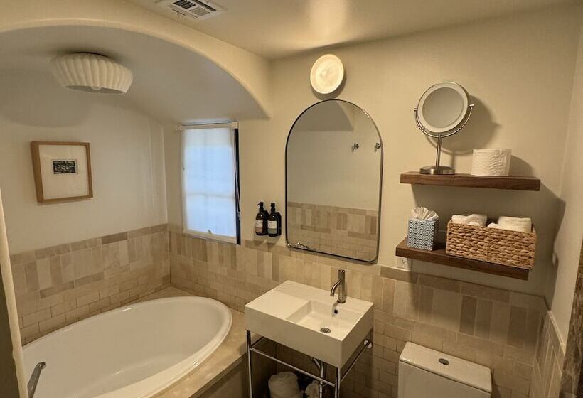 בית מלון כפרי Lucille Palm Springs