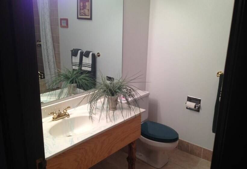 فندق Buffalo Bill's Antlers Inn