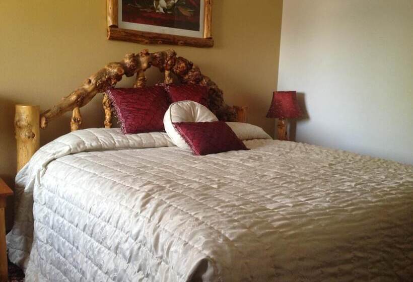 فندق Buffalo Bill's Antlers Inn