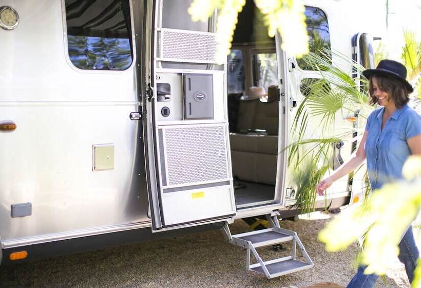 בית מלון כפרי Caravan Outpost