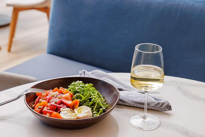 Carte Hotel San Diego Downtown, Curio Collection By Hilton