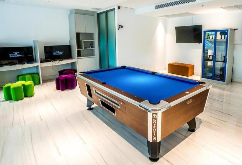 Отель Centara Sonrisa Residences & Suites Sriracha