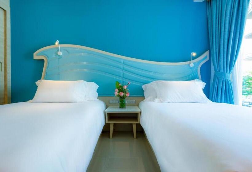 Отель Centara Sonrisa Residences & Suites Sriracha