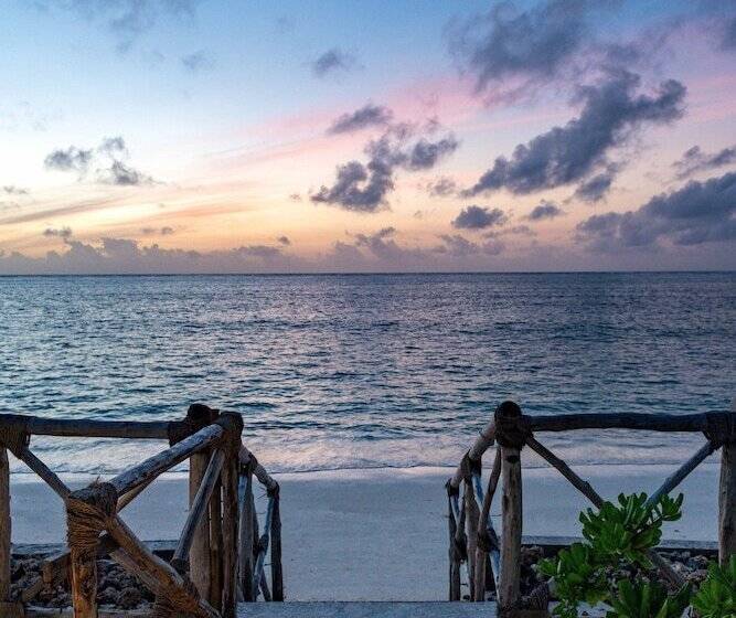 ホテル Clove Island Villas & Spa