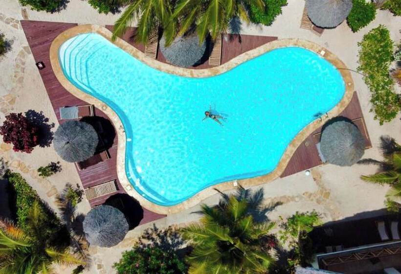 ホテル Clove Island Villas & Spa