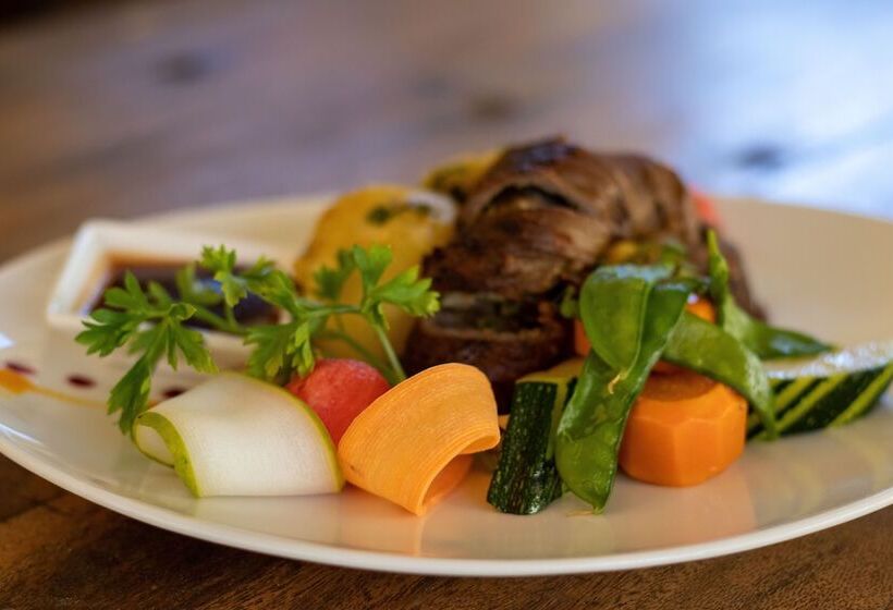 ホテル Clove Island Villas & Spa