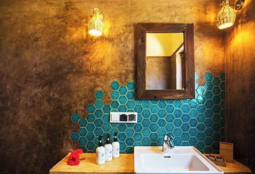 ホテル Clove Island Villas & Spa