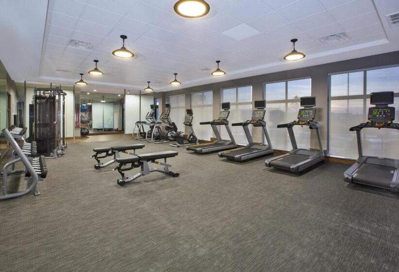 فندق Courtyard By Marriott St. Joseph Benton Harbor