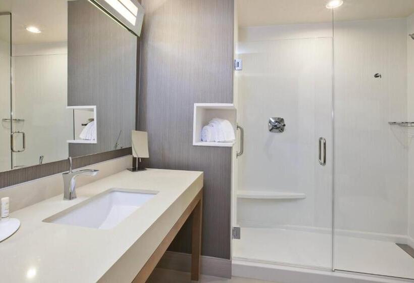 فندق Courtyard By Marriott St. Joseph Benton Harbor