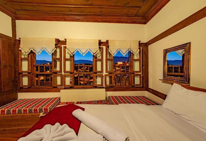 فندق Hanedan Konak