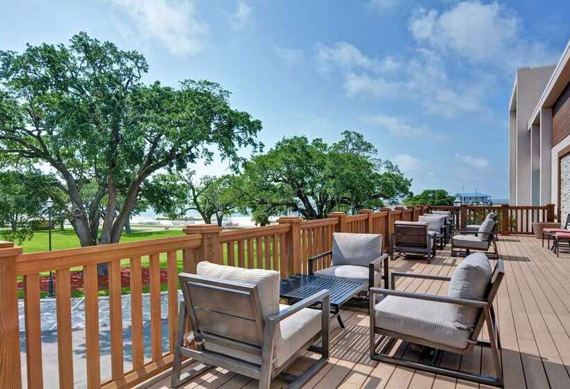 בית מלון כפרי Hilton Garden Inn Biloxi