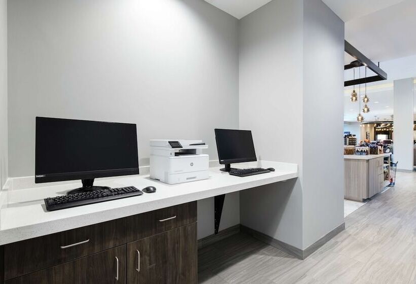 فندق Hilton Garden Inn Pittsburgh Area Beaver Valley, Pa