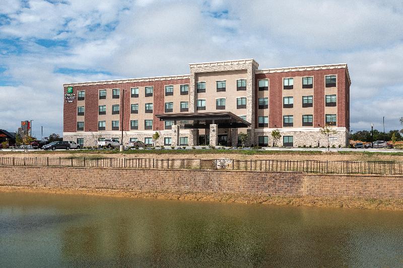 فندق Holiday Inn Express & Suites   Wentzville St Louis West, An Ihg